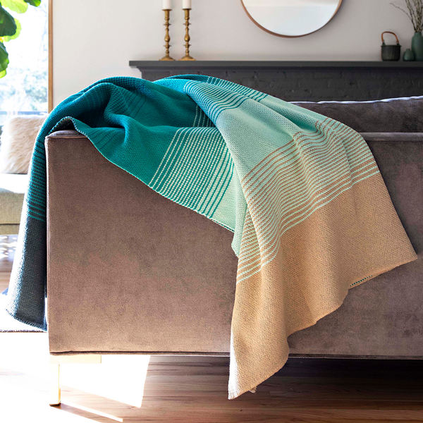 Turquoise Ombré Coastal Throw Blanket - Ocean-Inspired Gradient