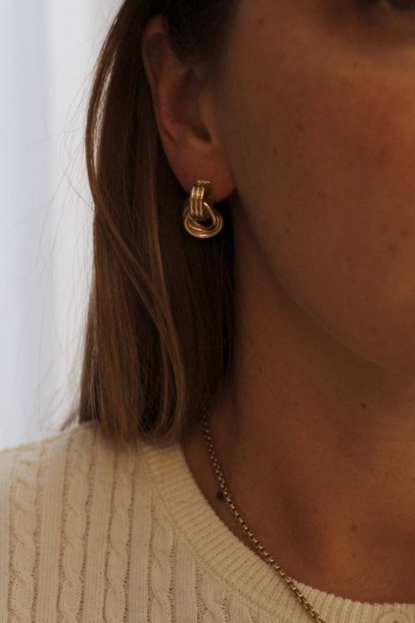 TRINITY KNOT STUDS