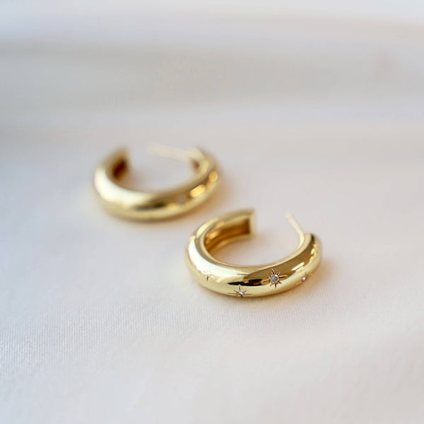 MEREDITH CZ STAR THICK HOOP: Yellow Gold