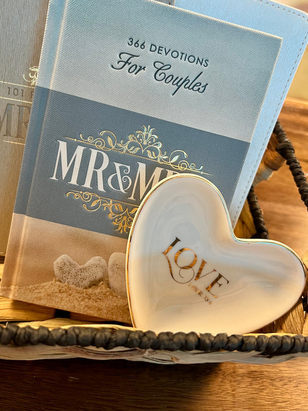 Wedding Gift - Trinket Tray Love Heart Love 1 Cor. 13:4