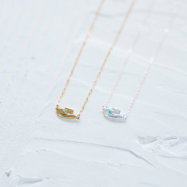 Cowboy hat necklace: Gold