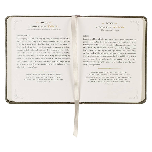 Devotional Daily Prayers for Graduates Faux Leather