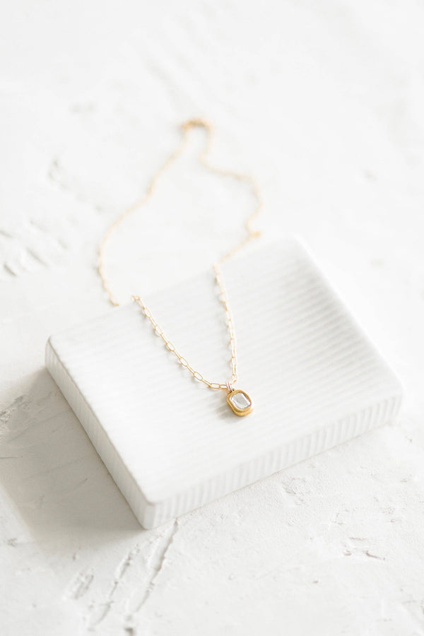 Cove Necklace: Gold
