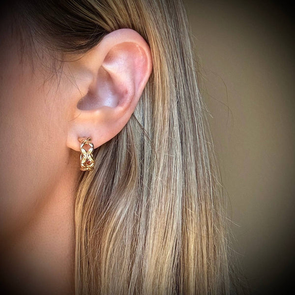 SALT - CRISS-CROSS HOOP EARRINGS | gold | stud post hoops