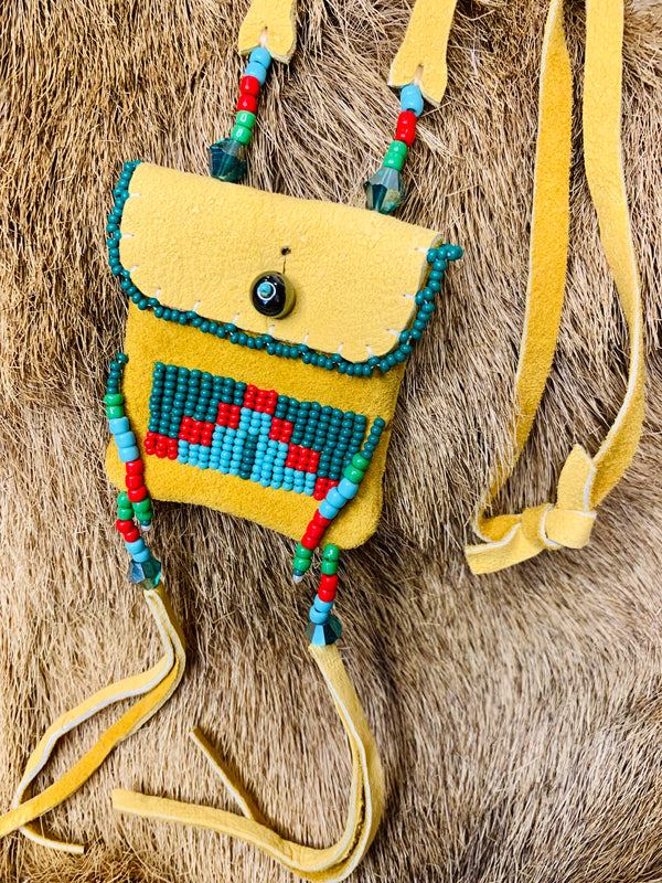 Little Miss Coin Purse • Green Beadwork