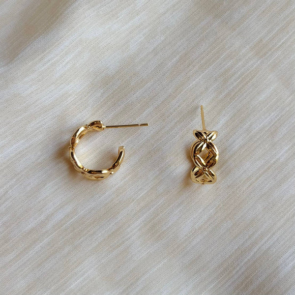 SALT - CRISS-CROSS HOOP EARRINGS | gold | stud post hoops
