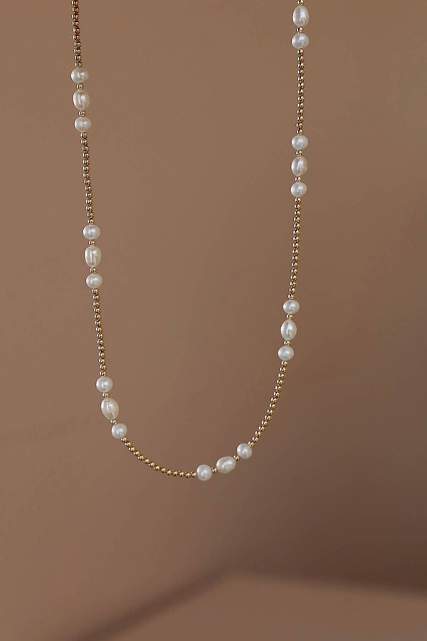 BEACHCOMBER PEARL NECKLACE: GOLD