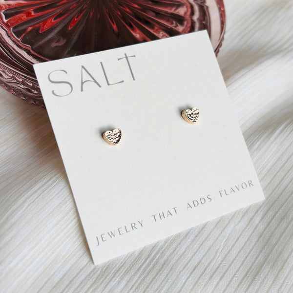 HAMMERED HEART STUDS | 18k gold | dainty heart earrings
