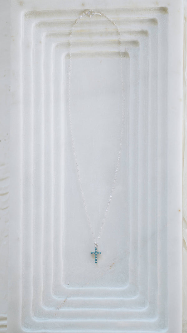 Stevie Cross Necklace: Silver