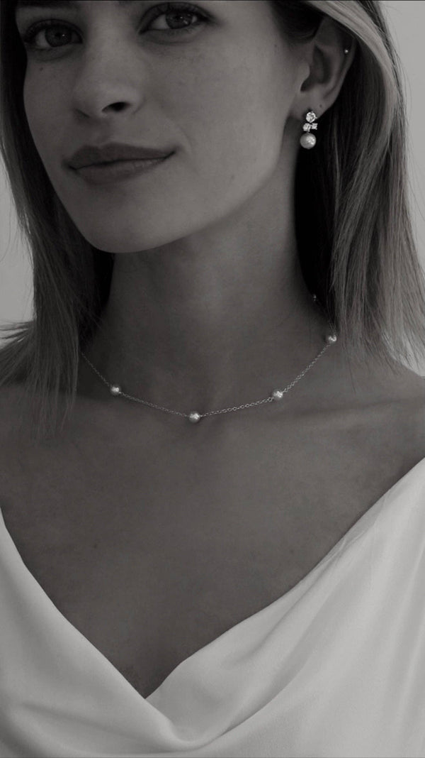 GOLD PEARL STATION NECKLACE: GOLD