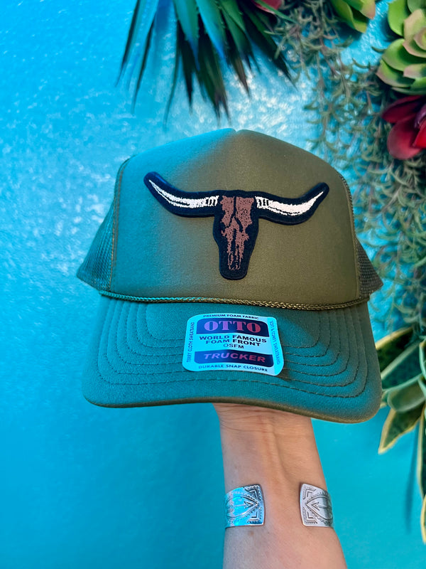 Trucker Hat - Steer Skull Patch