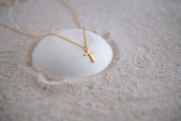 Gold Layering Cross Pendant Necklace: J - Cross