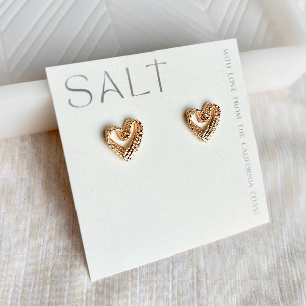 LACY HEART STUDS | 18k gold | dainty earrings
