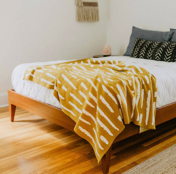 Seek & Swoon Blanket - Diana Throw